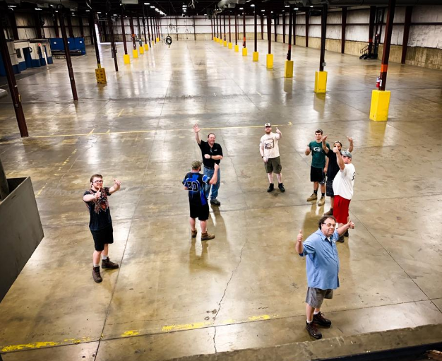 warehouse-workers