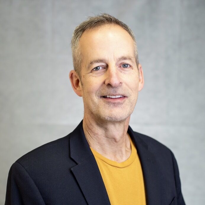 Headshot of Andy Bochman